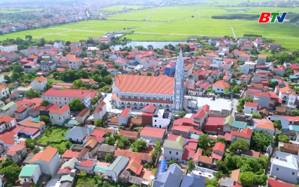 Đồng b&agrave;o c&ocirc;ng gi&aacute;o Lương T&agrave;i chung tay v&igrave; dự &aacute;n quốc gia 