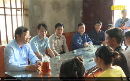 Động vi&ecirc;n gia đ&igrave;nh nạn nh&acirc;n tai nạn giao th&ocirc;ng