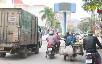 Dừng đ&egrave;n đỏ ở l&agrave;n rẽ phải
