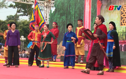 Dưới cờ tụ nghĩa của H&ugrave;m thi&ecirc;ng Y&ecirc;n Thế