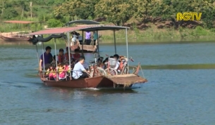Chuyến đ&ograve; an to&agrave;n trong ng&agrave;y khai giảng năm học mới