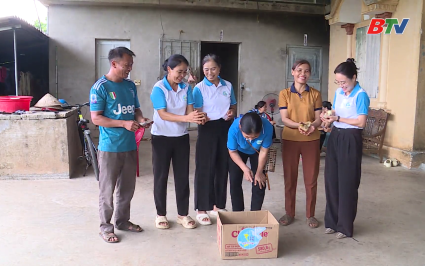 Gắn học B&aacute;c với chăm lo đời sống nh&acirc;n d&acirc;n