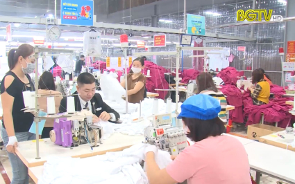 Gặp gỡ doanh nh&acirc;n tuổi M&atilde;o gi&agrave;u l&ograve;ng nh&acirc;n &aacute;i