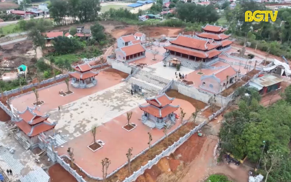 Gấp r&uacute;t ho&agrave;n thiện c&ocirc;ng tr&igrave;nh Đền thờ Anh h&ugrave;ng d&acirc;n tộc Ho&agrave;ng Hoa Th&aacute;m