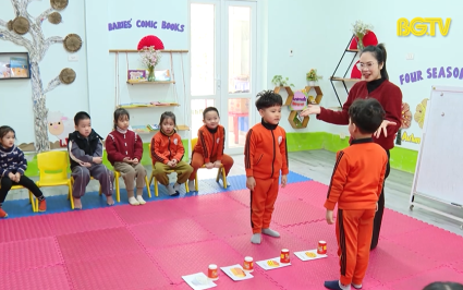 GD&ĐT: Sau 3 năm trẻ mẫu gi&aacute;o l&agrave;m quen Tiếng Anh