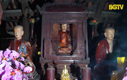 Gi&aacute; trị đặc sắc Bộ tượng Tam Tổ Tr&uacute;c L&acirc;m ch&ugrave;a Vĩnh Nghi&ecirc;m 