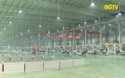 Gi&aacute; trị sản xuất c&ocirc;ng nghiệp 6 th&aacute;ng dự kiến đạt hơn 311 ngh&igrave;n tỷ đồng 