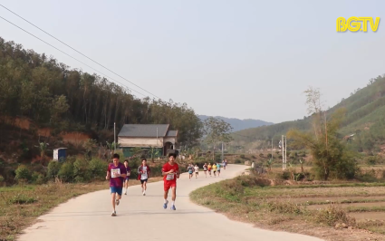 Giải chạy &ldquo;Chinh phục cao nguy&ecirc;n Đồng Cao&rdquo;