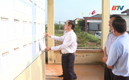 Gi&aacute;m s&aacute;t c&ocirc;ng t&aacute;c bầu cử tại c&aacute;c địa phương 