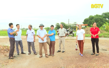 Gương B&iacute; thư, trưởng th&ocirc;n tận tụy