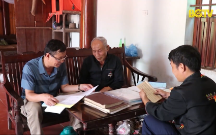 Gương điển h&igrave;nh v&ugrave;ng d&acirc;n tộc thiểu số 