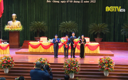 HĐND tỉnh miễn nhiệm v&agrave; bầu bổ sung ủy vi&ecirc;n UBND tỉnh