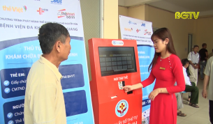 HĐND với cử tri: CCHC trong kh&aacute;m bệnh tại Bệnh viện ĐK tỉnh Bắc Giang