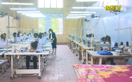 HĐND với cử tri: Gi&aacute;m s&aacute;t c&ocirc;ng t&aacute;c đ&agrave;o tạo nghề