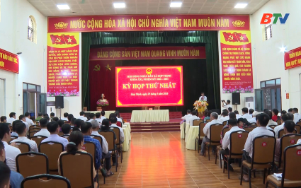 HĐND x&atilde; Hợp Thịnh kiện to&agrave;n bộ m&aacute;y l&atilde;nh đạo 