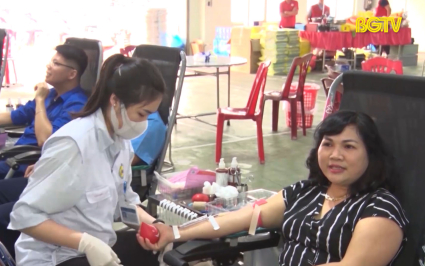 Hiến m&aacute;u cứu người - Nh&acirc;n l&ecirc;n nghĩa cử cao đẹp 