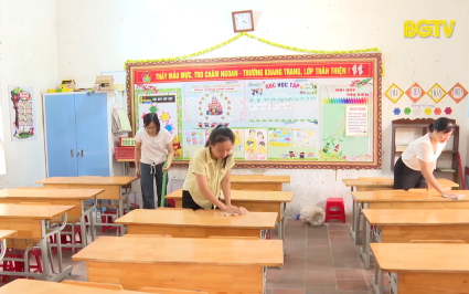 Hiệp H&ograve;a dọn dẹp trường lớp đ&oacute;n học sinh trở lại trường 