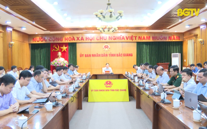 Tuyệt đối kh&ocirc;ng ban h&agrave;nh th&ecirc;m c&aacute;c văn bản h&agrave;nh ch&iacute;nh l&agrave;m cản trở doanh nghiệp v&agrave; người d&acirc;n 