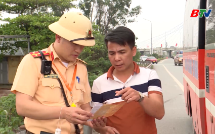 Hội nghị trực tuyến c&ocirc;ng t&aacute;c đảm bảo trật tự an to&agrave;n giao th&ocirc;ng 