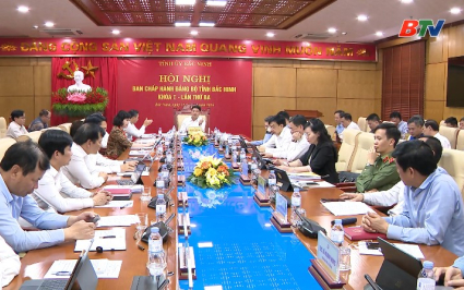 Hội nghị lần thứ ba BCH&nbsp;Đảng bộ tỉnh&nbsp;kh&oacute;a I th&ocirc;ng qua nhiều nội dung quan trọng