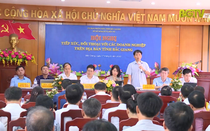 Hội nghị "Tiếp x&uacute;c, đối thoại với c&aacute;c doanh nghiệp tr&ecirc;n địa b&agrave;n tỉnh" 