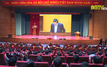 Hội nghị to&agrave;n quốc nghi&ecirc;n cứu, học tập, qu&aacute;n triệt Nghị quyết TƯ 6 kho&aacute; XIII