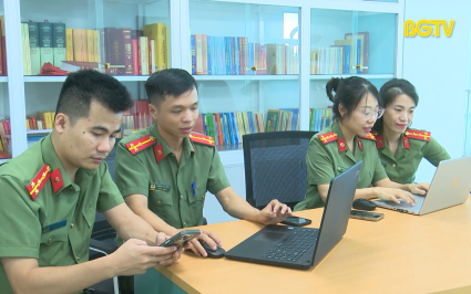 Hơn 24 ngh&igrave;n b&agrave;i thi t&igrave;m hiểu quy định của ph&aacute;p luật về luật sư 