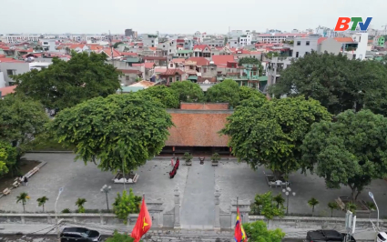 Kh&aacute;m ph&aacute; vẻ đẹp đ&igrave;nh Đ&igrave;nh Bảng