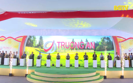Kh&aacute;nh th&agrave;nh giai đoạn 1 s&acirc;n golf Việt Y&ecirc;n