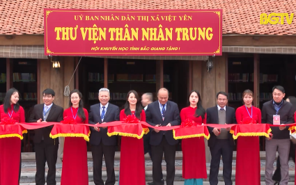 Kh&aacute;nh th&agrave;nh thư viện Th&acirc;n Nh&acirc;n Trung