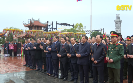 L&atilde;nh đạo tỉnh d&acirc;ng hương tại Đền Xương Giang