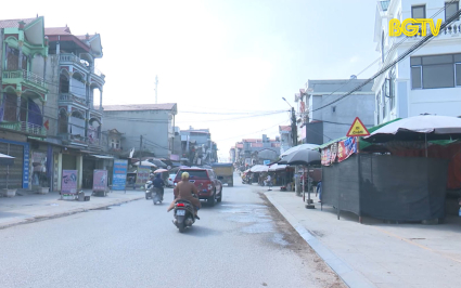 Kh&oacute; khăn giải tỏa h&agrave;nh lang an to&agrave;n giao th&ocirc;ng 