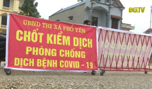 Kh&oacute; khăn trong quản l&yacute; người d&acirc;n đi lại ở nơi gi&aacute;p ranh
