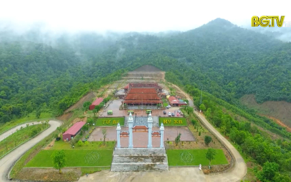 Khởi c&ocirc;ng x&acirc;y dựng t&ograve;a th&aacute;p chu&ocirc;ng ch&ugrave;a T&acirc;y Y&ecirc;n Tử