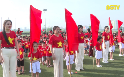 Khơi dậy l&ograve;ng y&ecirc;u nước cho thế hệ trẻ 
