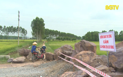 Y&ecirc;n Dũng: Kh&ocirc;ng cho phương tiện lưu th&ocirc;ng tr&ecirc;n đường ĐH.5B