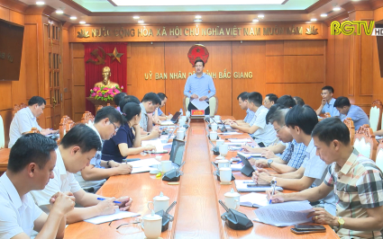 Kiểm điểm c&ocirc;ng t&aacute;c thu gom, xử l&yacute; r&aacute;c thải sinh hoạt tr&ecirc;n địa b&agrave;n tỉnh