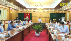 Kiểm điểm tiến độ đầu tư hạ tầng cụm c&ocirc;ng nghiệp