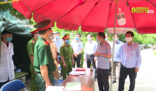 Kiểm so&aacute;t chặt v&ugrave;ng c&aacute;ch ly y tế