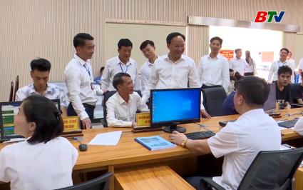 Kiểm tra c&ocirc;ng t&aacute;c vận h&agrave;nh Trung t&acirc;m Phục vụ h&agrave;nh ch&iacute;nh c&ocirc;ng cấp x&atilde;