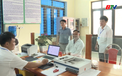 Kiểm tra, hướng dẫn, đ&ocirc;n đốc vận h&agrave;nh ch&iacute;nh quyền địa phương 2 cấp 