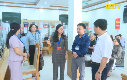 Kiểm tra đột xuất c&ocirc;ng vụ, văn h&oacute;a c&ocirc;ng sở 