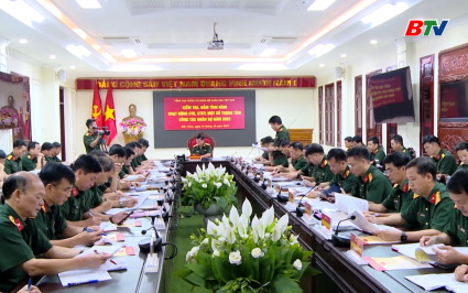 Kiểm tra hoạt động c&ocirc;ng t&aacute;c đảng, c&ocirc;ng t&aacute;c ch&iacute;nh trị tại Bộ Chỉ huy Qu&acirc;n sự tỉnh