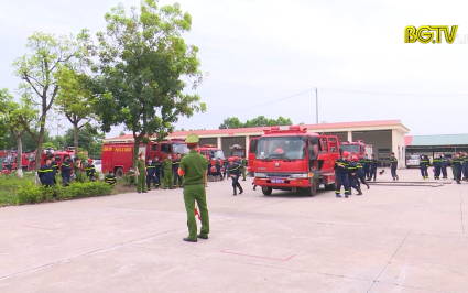 Kiểm tra nghiệp vụ chữa ch&aacute;y v&agrave; cứu nạn, cứu hộ