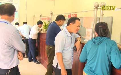 Kiểm tra thực hiện dịch vụ c&ocirc;ng v&agrave; đề &aacute;n số 06 tại Lục Ngạn