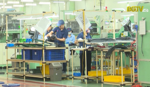 Kinh tế x&atilde; hội ph&aacute;t triển to&agrave;n diện