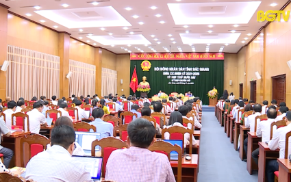 Kỳ họp 17 HĐND tỉnh kh&oacute;a XIX th&ocirc;ng qua 10 Nghị quyết 