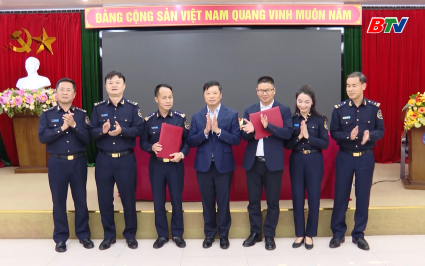 K&yacute; kết ghi nhớ giữa Chi cục Hải quan khu vực V v&agrave; doanh nghiệp