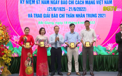 Kỷ niệm ng&agrave;y B&aacute;o ch&iacute; C&aacute;ch mạng v&agrave; trao giải thưởng B&aacute;o ch&iacute; Th&acirc;n Nh&acirc;n Trung