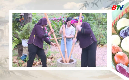K&yacute; sự ẩm thực Bắc Ninh: B&aacute;nh d&agrave;y ngũ sắc